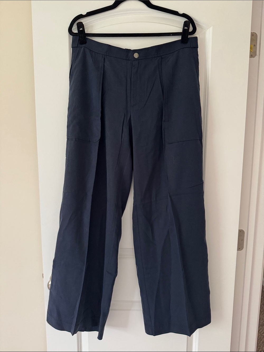 NWOT Banana Republic Tencel Wide Leg Navy Trouser SZ L